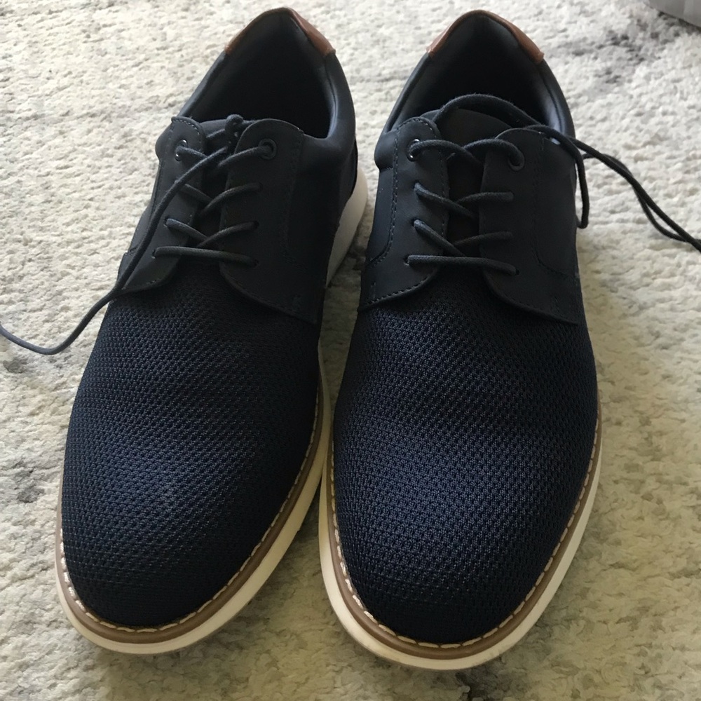 Men’s casual shoes